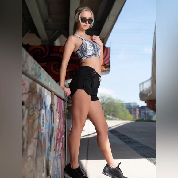 Comfy workout shorts - Picture 3 of 4